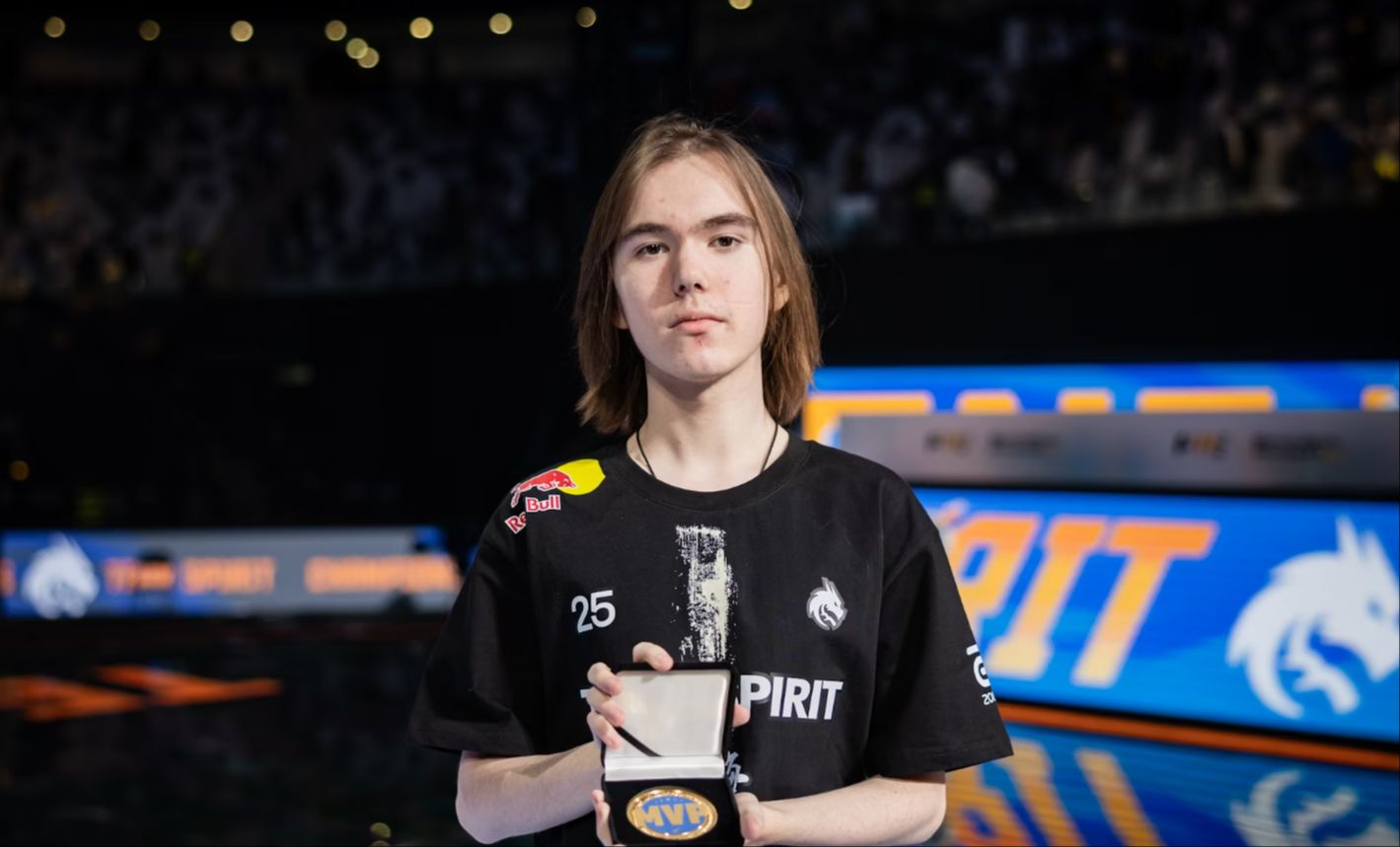 【前瞻】2025LPL春季赛V5 vs FPX，场外风波成为变局因素？